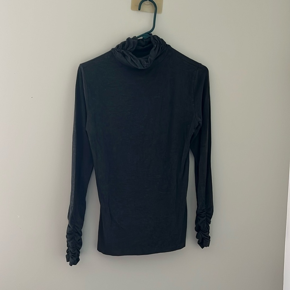 Grace Black Ruched Sleeve Turtleneck Top Size M Stretch Rayon Blend - Picture 2 of 4